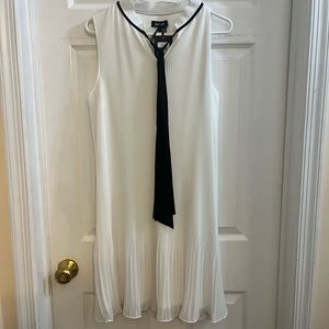 DKNY summer white sleeveless  dress fully lined